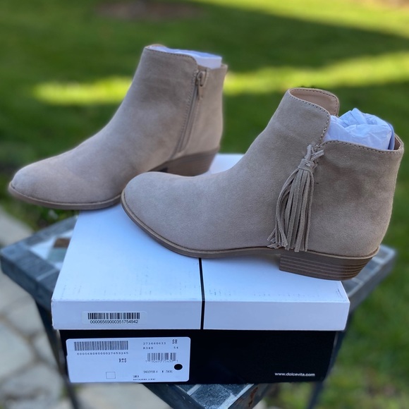 Dolce Vita Samia Fringe Trim Bootie - Picture 4 of 8